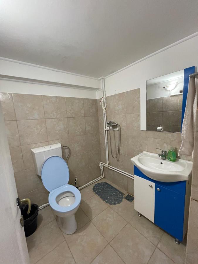 Constantinescu A. Hotel บุชเตนี ภายนอก รูปภาพ